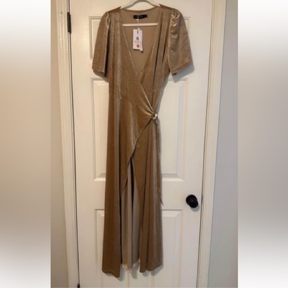 Merokeety velvet wrap dress, L, NWT
